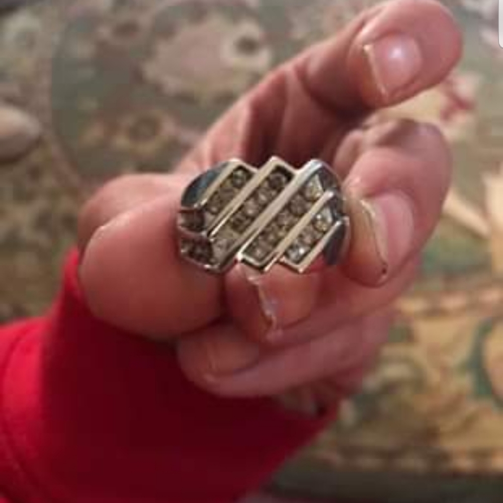 10k white gold diamond ring size 10